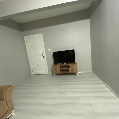 Appartamento 12345 *